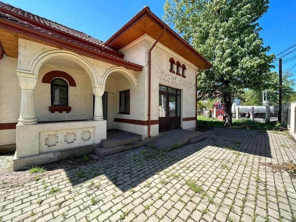 De vanzare casa in Roman , 157000 euro