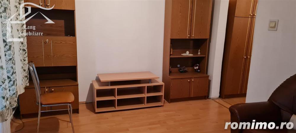 APARTAMENT O CAMERA DE INCHIRIAT