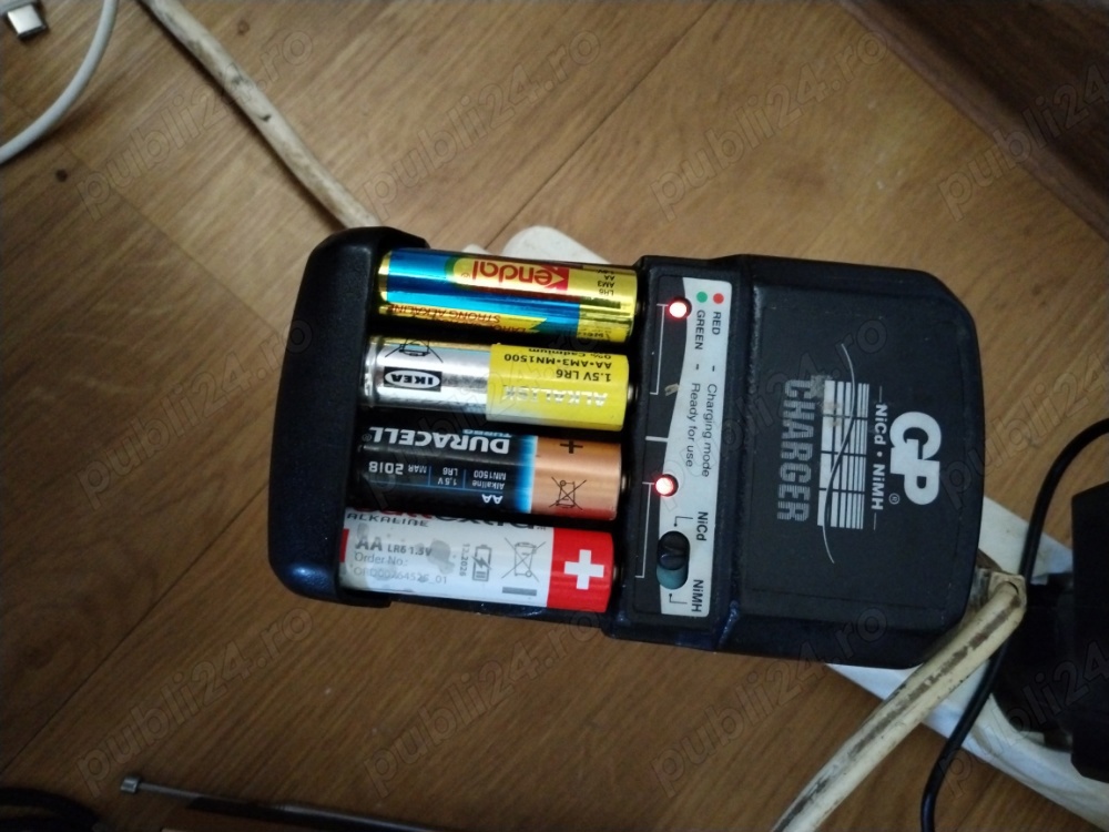 Încărcător GP pt. acumulatori