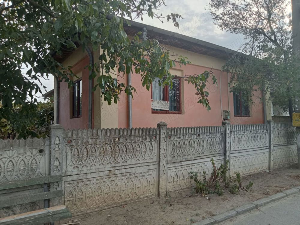 Vând casa în Com, Ostroveni, jud Dolj