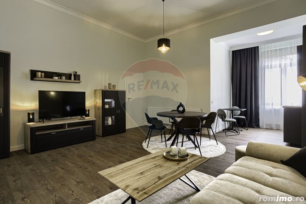 Apartament cu 3 camere de vânzare în zona Ultracentral. Comision 0%