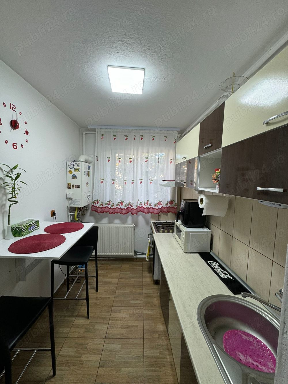 Vând apartament cu 2 camere 