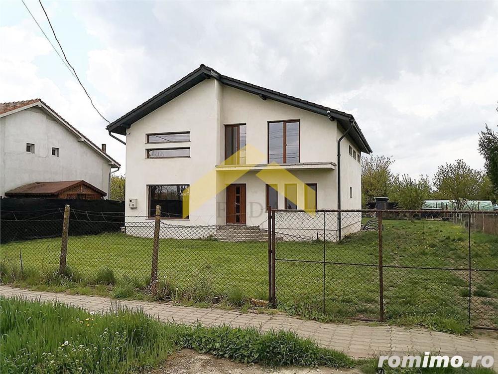 Casa de vanzare in localitatea Iratosu