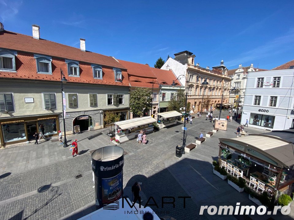 Apartament 3 camere si cu terasa in centrul istoric al Sibiului