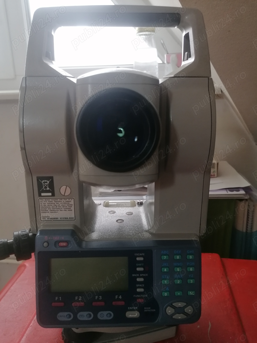 Vand statie totala Sokkia  Set 3130 R3 (laser)