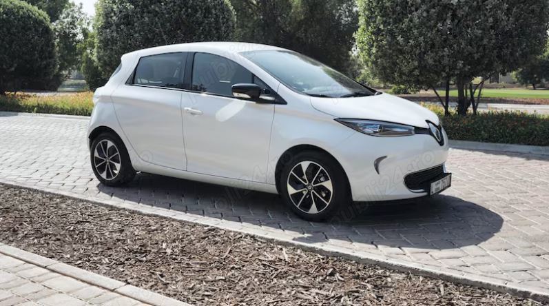 Șofer - Uber Bolt - Renault ZOE - autonomie minima 250 km cutie automata 800 lei