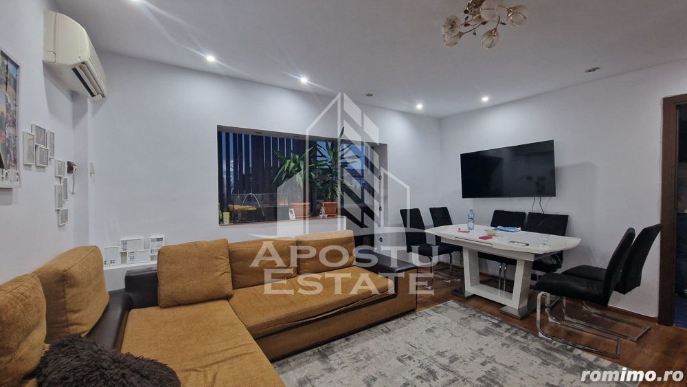 Apartament cu 3 camere, 2 bai, centrala proprie, zona Lipovei