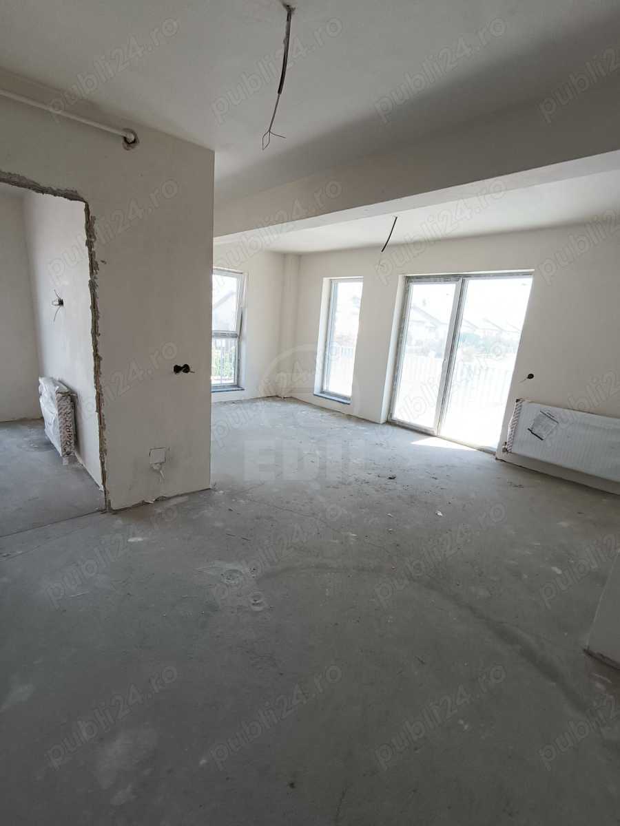 Apartament 2 camere semifinisat,zona Dumitru Mocanu