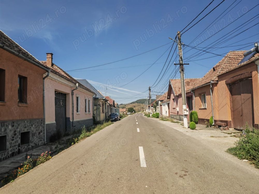 Casa cu teren in Racos - jud. Brasov.