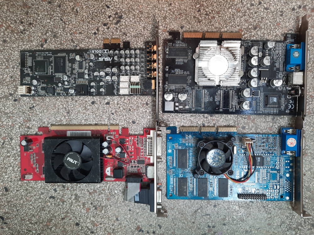 convenabil placi video si audio pe slot AGP si PCI-Expres functionale