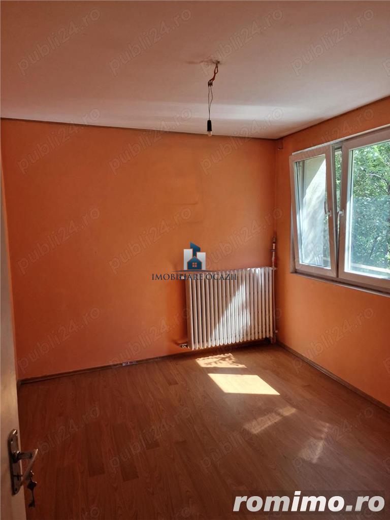 Vanzare Apartament 3 Camere Semidecomandat Berceni-Nitu Vasile