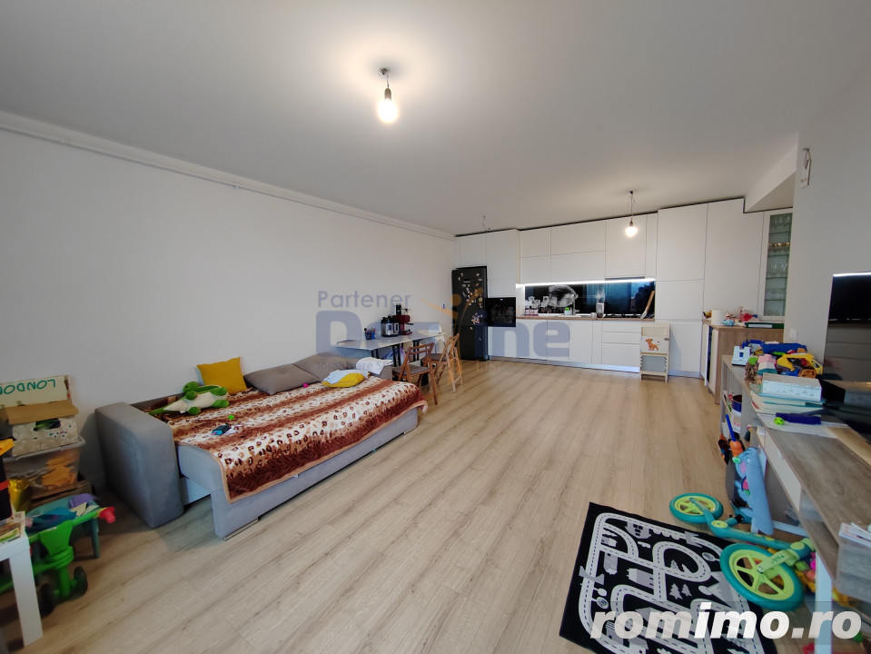 PENTHOUSE 3 camere Open space 104,32mp + Terasa 8,45 mp - BUCIUM