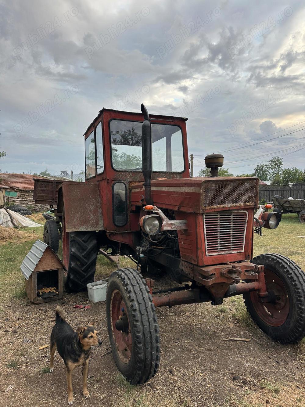 vand tractor U 650  utilaje