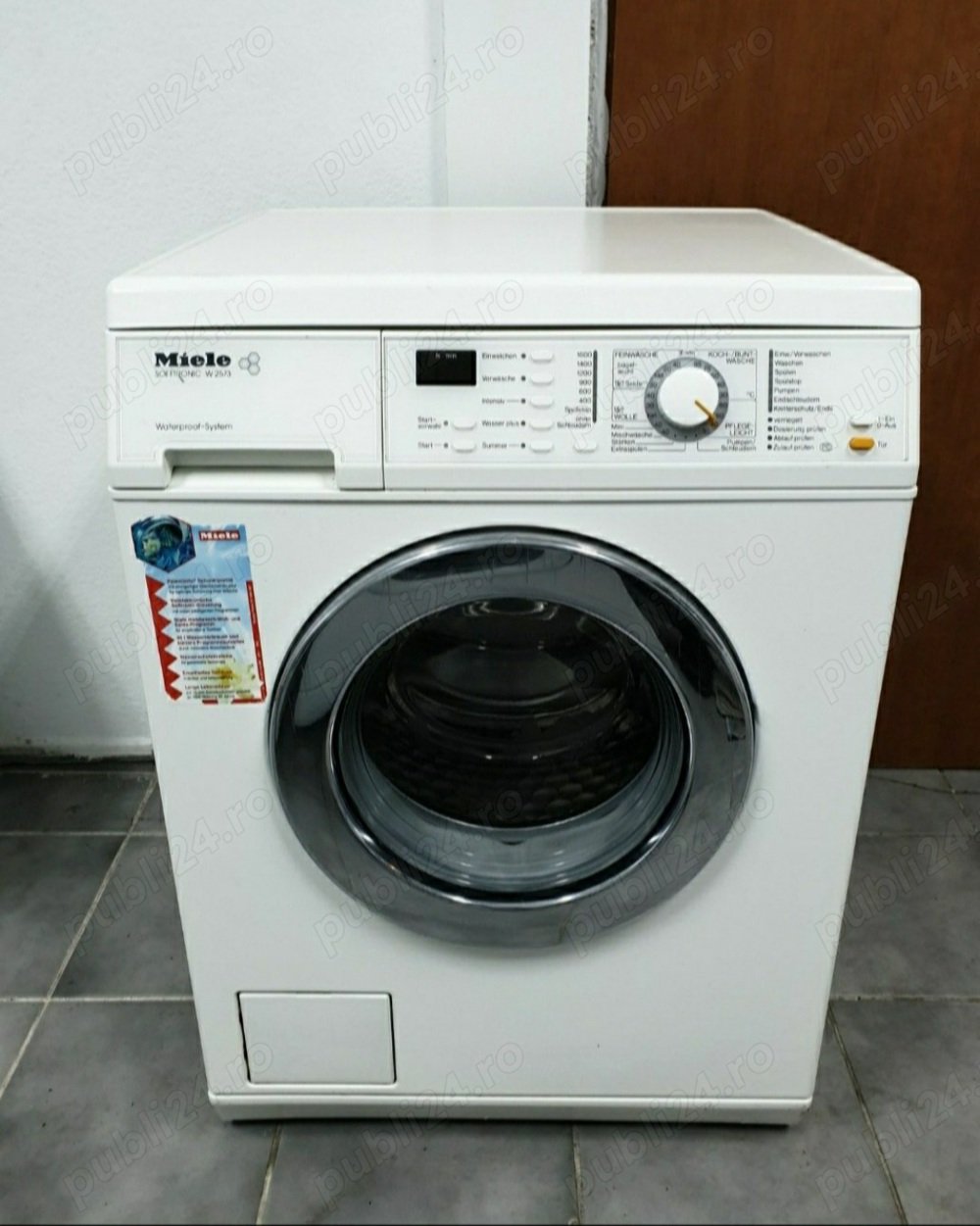 Masina de spălat rufe Miele.