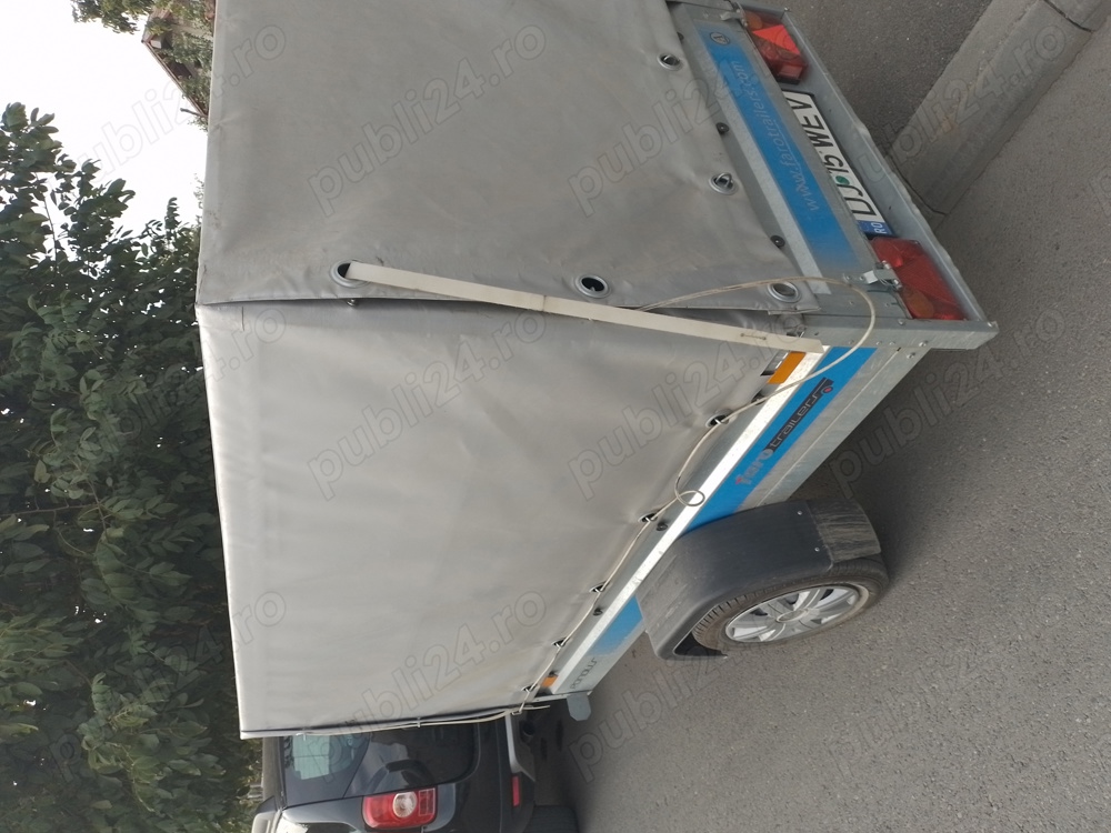   vînd remorca 750 kg