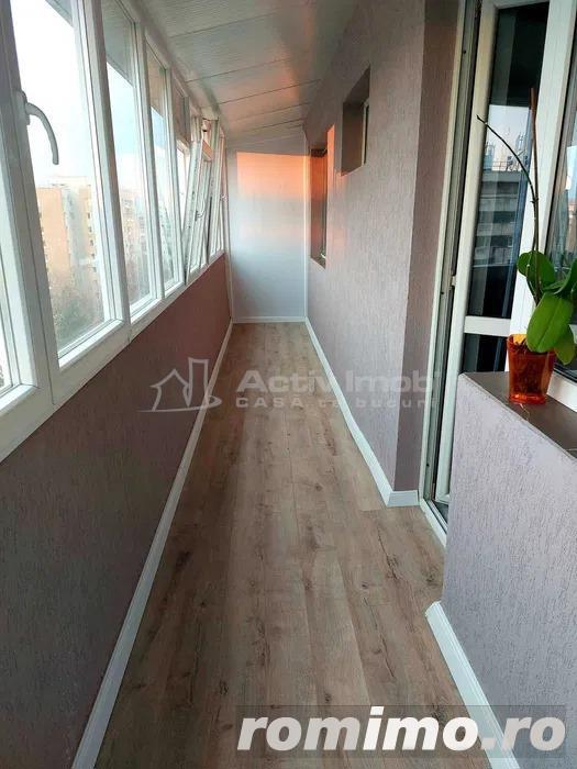 Apartament vanzare 3 camere Parc Moghioros