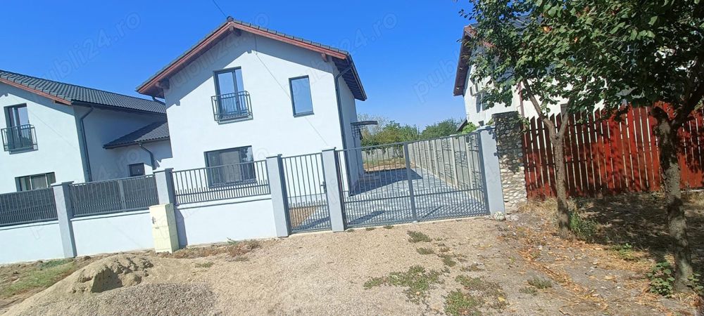 Duplex individual premium - proprietar - 93mp + 596mp teren - Sacosu Turcesc - putin negociabil