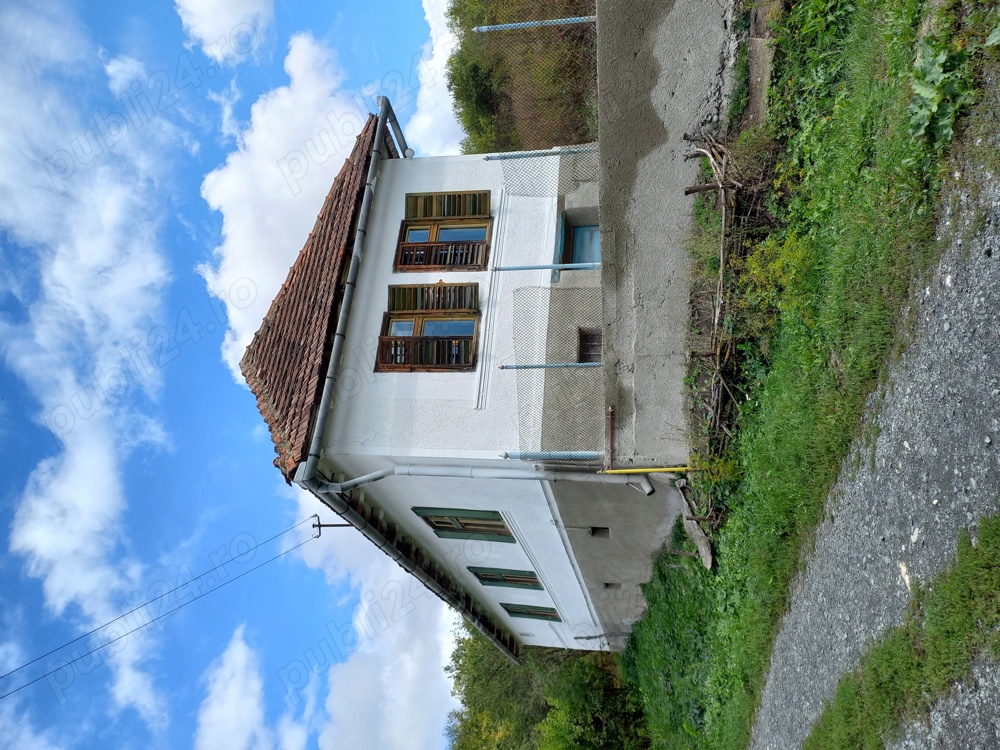 Casa la tara in județul Sibiu