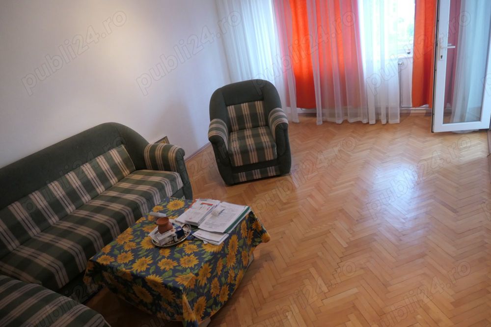 Apartament 3 camere decomandat, 102 mp,  zona Spitalului Judetean - str. Banu Mărăcine