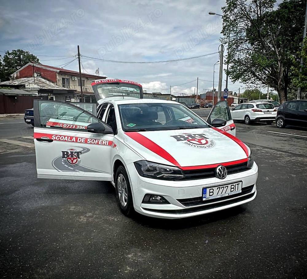 Angajam instructor auto categoria B , C , CE