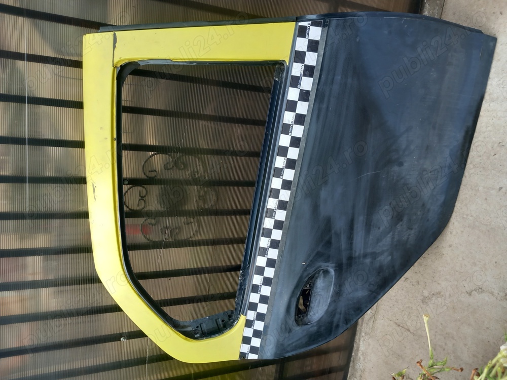 Vand 2 usi de logan 2018