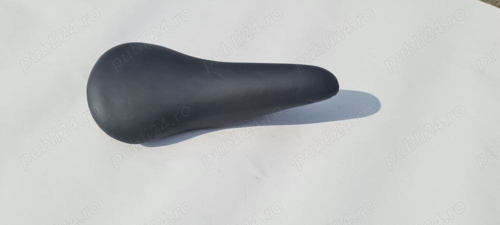 Sa din piele neagra pentru cursiera,semicursiera Made in FRANCE