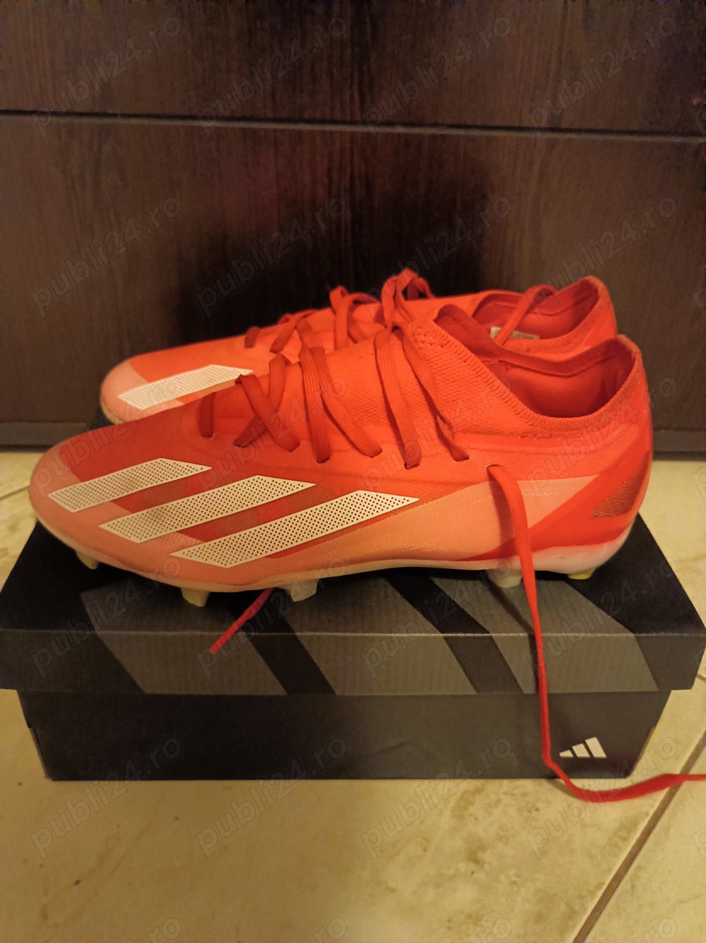 Vând ghete fotbal Adidas