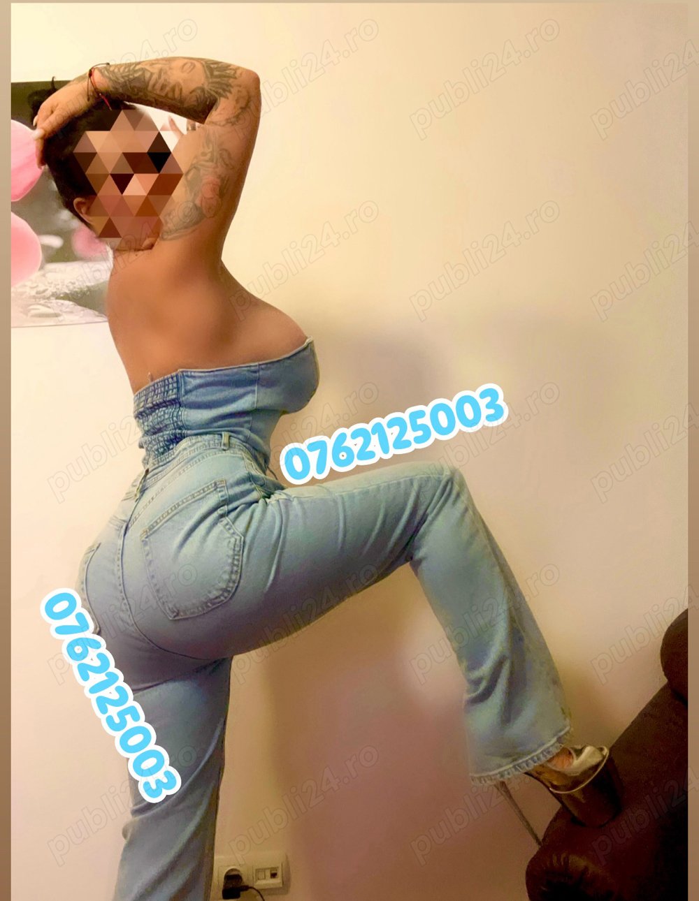 Andreea piercing in zona intima 