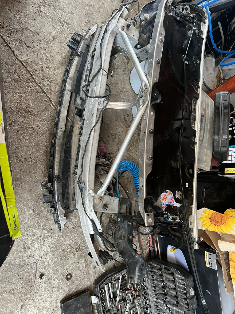 Elemente față BMW 520 G30 din 2018