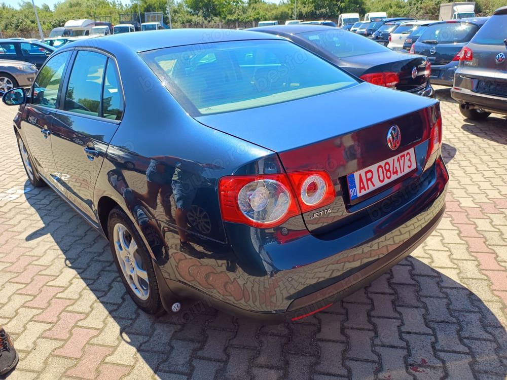 Volkswagen Jetta 2008, 1.6 MPI