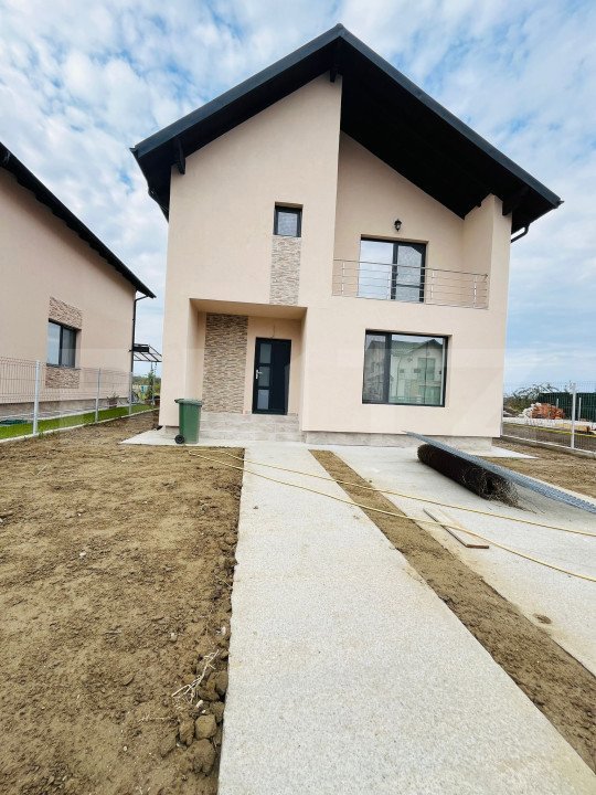 Casa 4 camere, 112mp, teren 250mp Priseaca