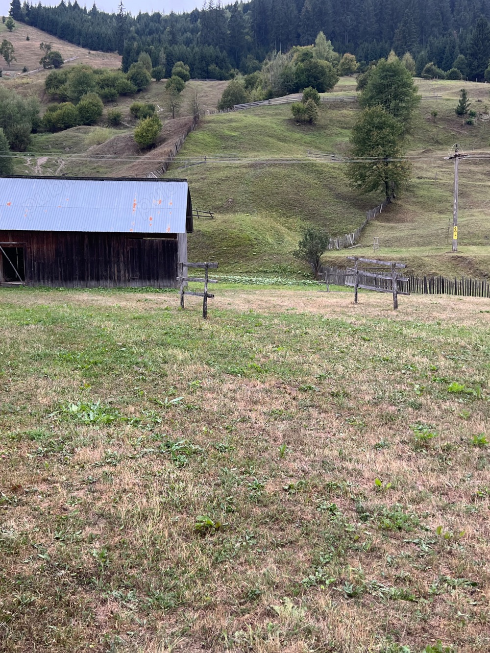 Teren de vânzare,pret negociabil.