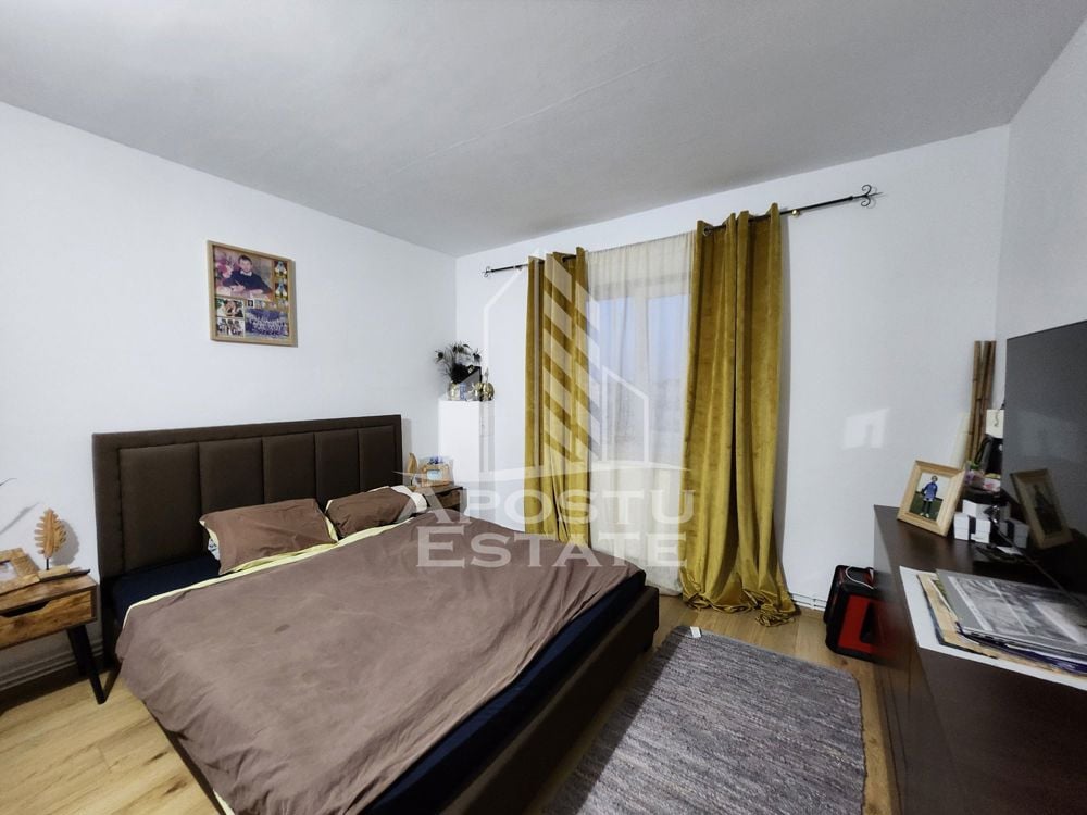 Apartament decomandat cu 3 camere, centrala proprie, zona Lipovei