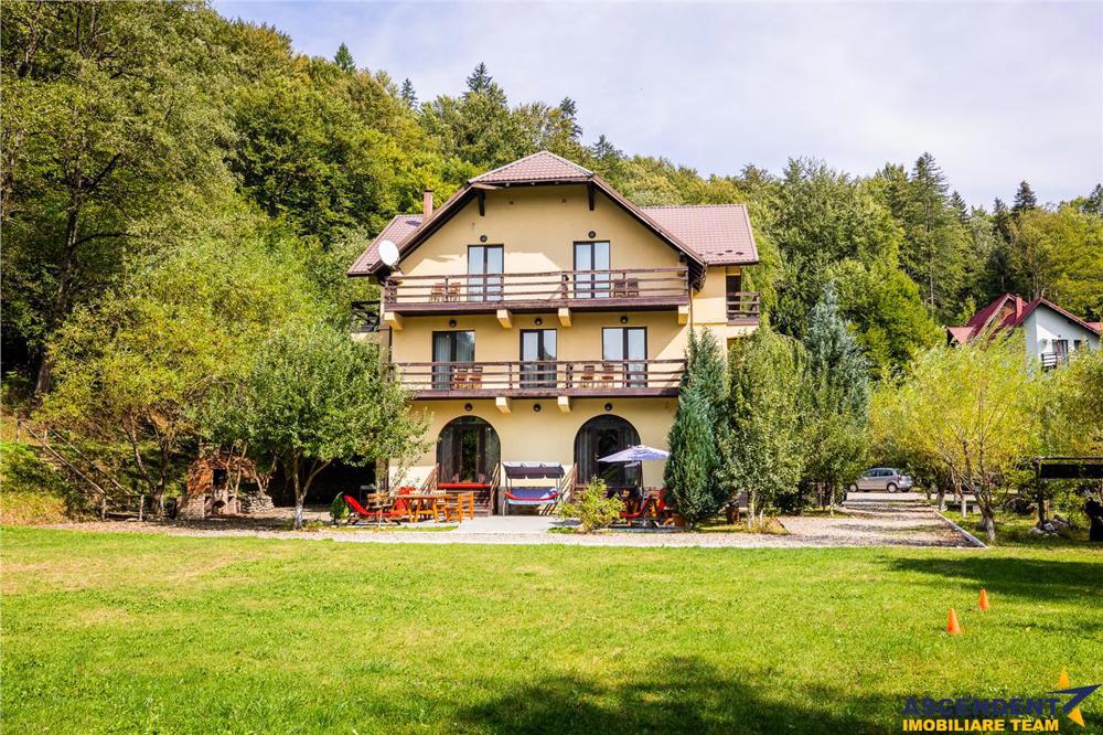 FILM! Pensiune turistica+Casa+transfer afacere+teren,Cheile Rasnoavei,Brasov