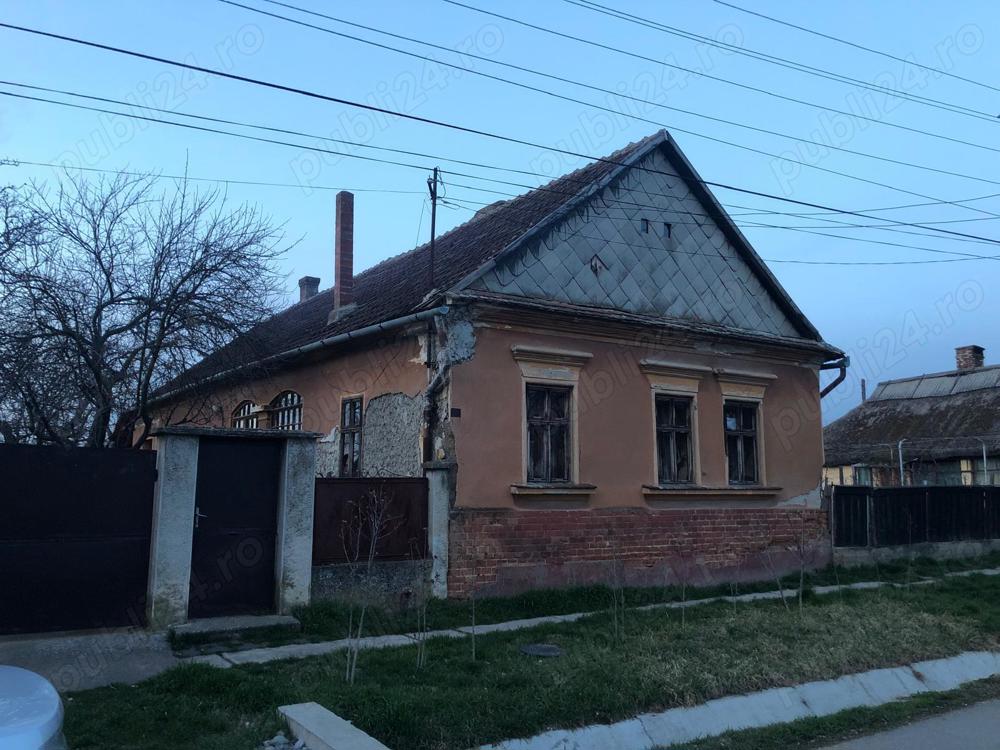 Vand casa cu teren localitate Diosig