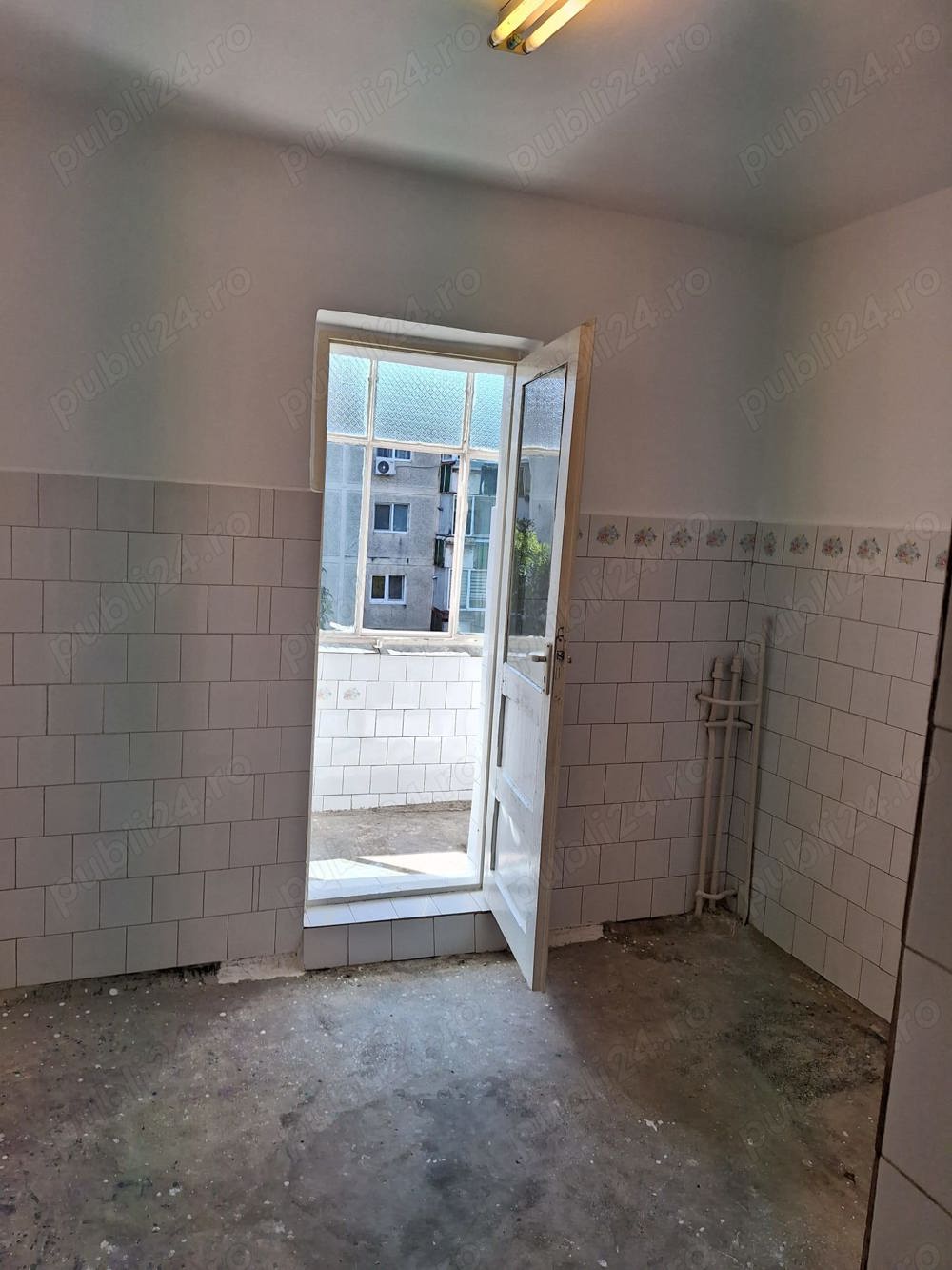 Apartament 2 camere decomandat Lipovei ocupabil imediat