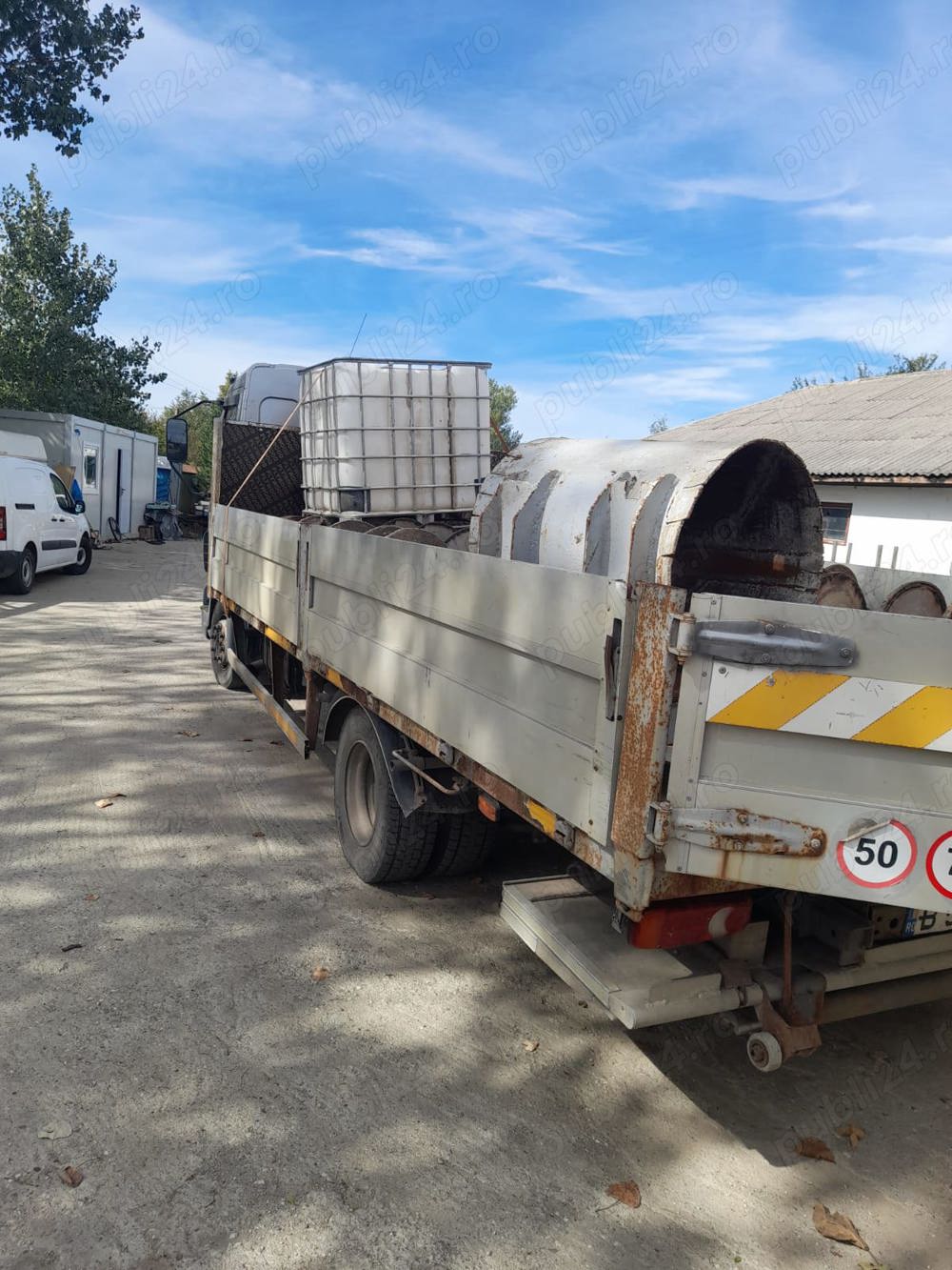 Se vand doua autocamioane DAF