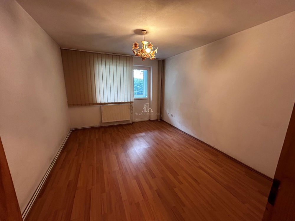 Apartament 3 camere, zona Plopilor, Sighisoara.