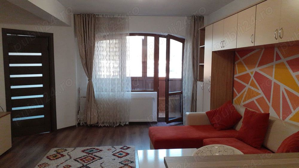 Închiriez apartament cu două camere în Curtea de Argeș