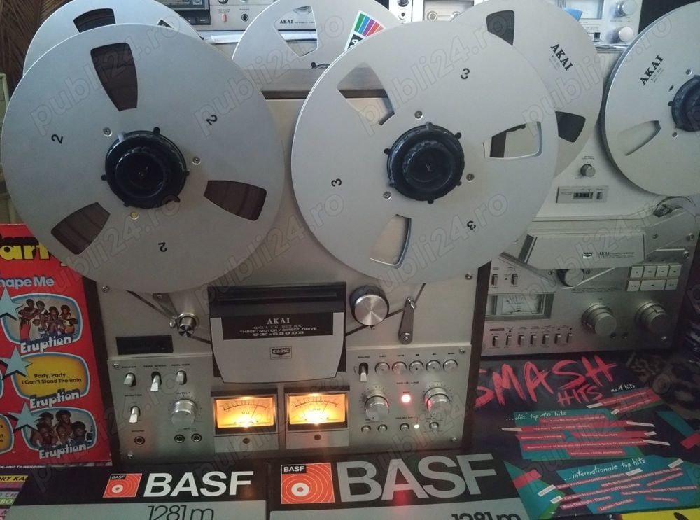 Magnetofon Akai GX-630DB Three-Motor Direct Drive cu Role si Adaptoare