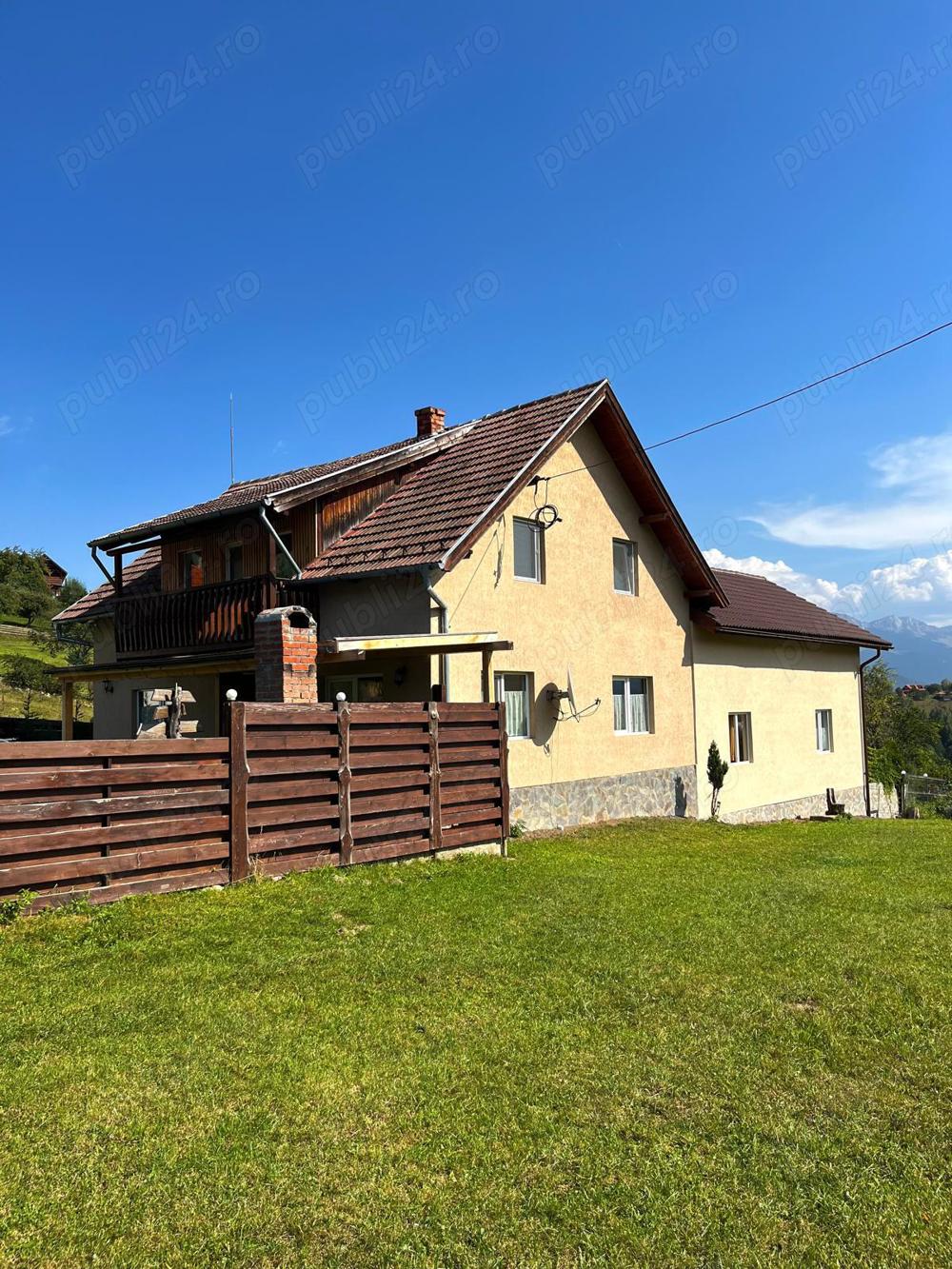 Duplex cu teren generos de 13.600 mp în sat Magura, jud. Brașov  