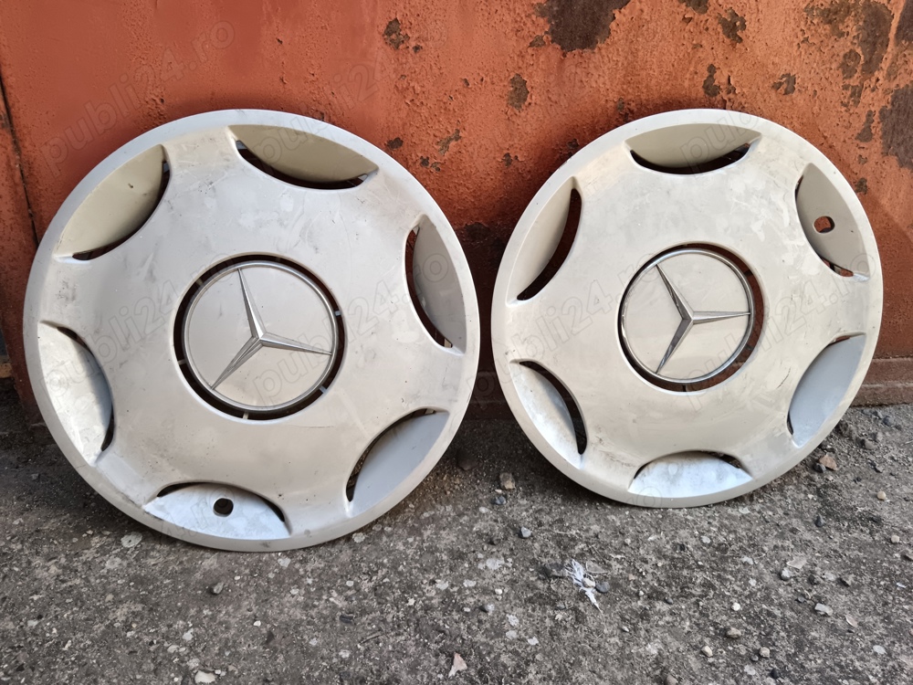 Capace Mercedes. R15.