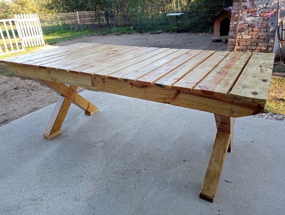 vând masă ptr terasă 