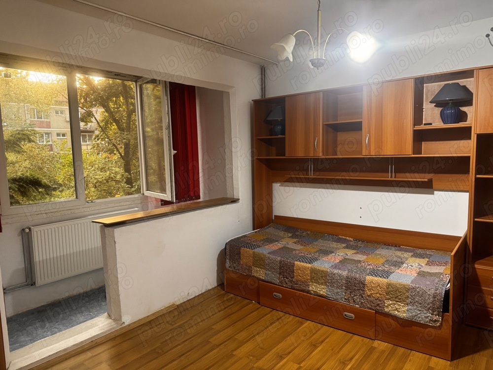 Vand apartament cu 3 camere,zona Tipografilor