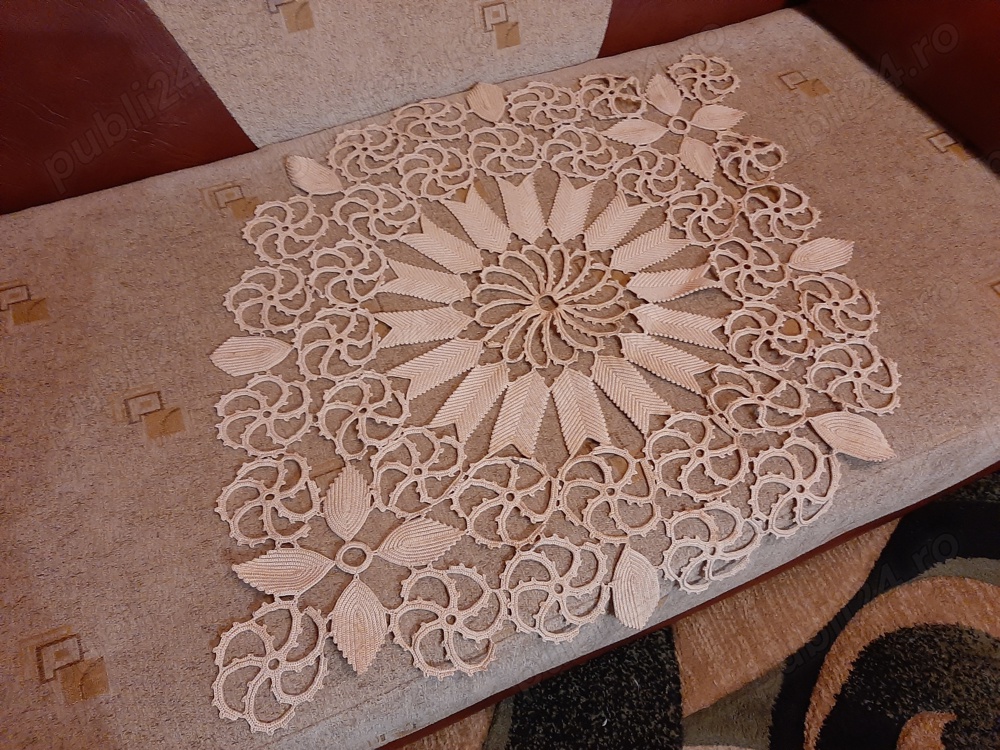 Fata de masa din macrame dimensiune 95 cm   65 cm - de colectie