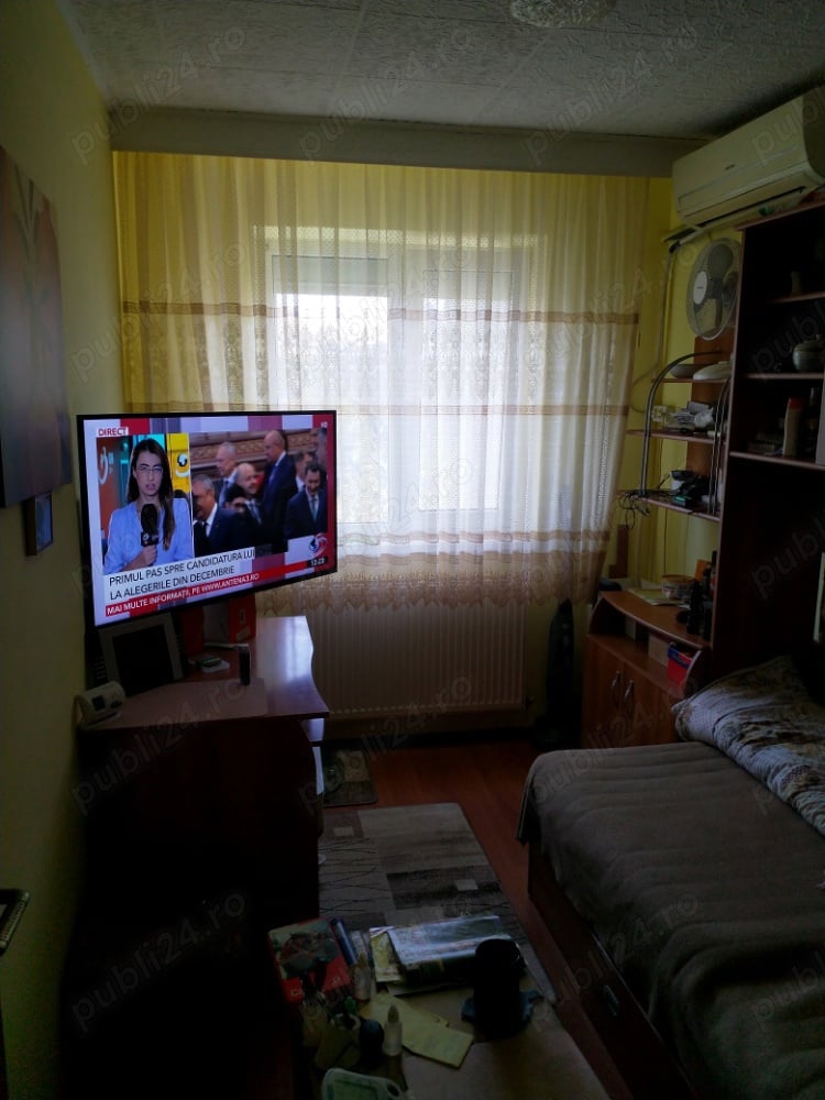 Apartament 3 camere, semidecomandat,etaj4