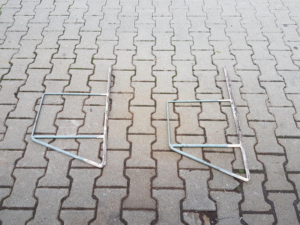 Suporti polite raft din fier beton de 16mm, pentru garaj pivnita, dimensiuni aproximative:72,5x40cm 