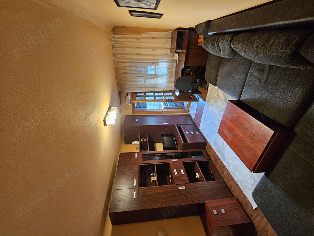 Închiriez garsoniera transformata in 2 camere , zona Sărari, lângă Liceul Henri Coandă!