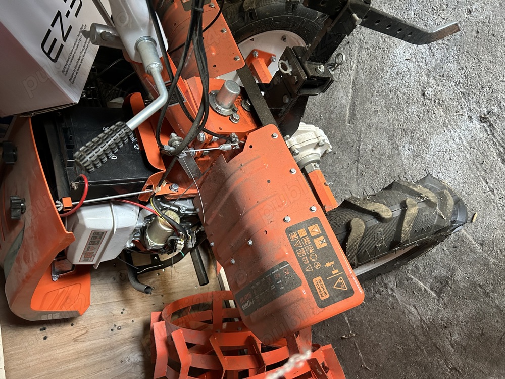 Se vinde urgent !! Motosapa pe benzina Ruris 1280KF 18 CP 13 kW 3 viteze + accesori