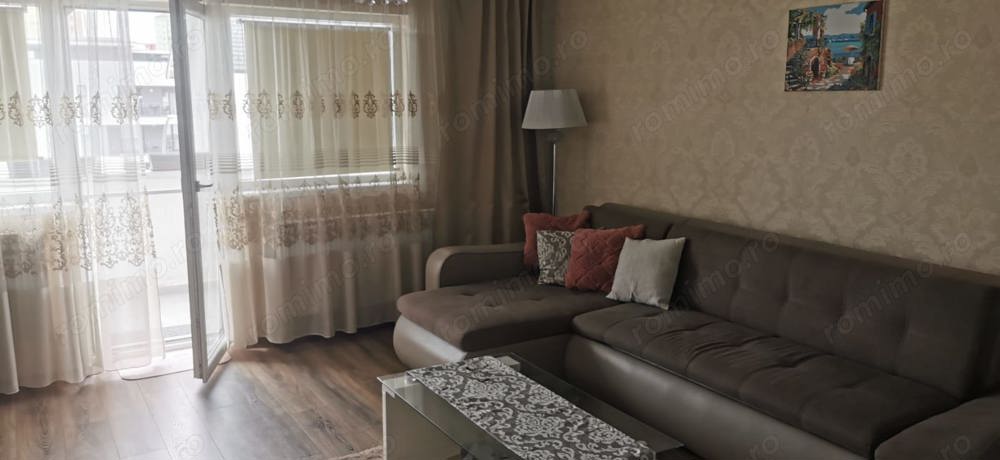 Apartament 3 camere, 2 baii zona Selimbar (Octavian Goga)